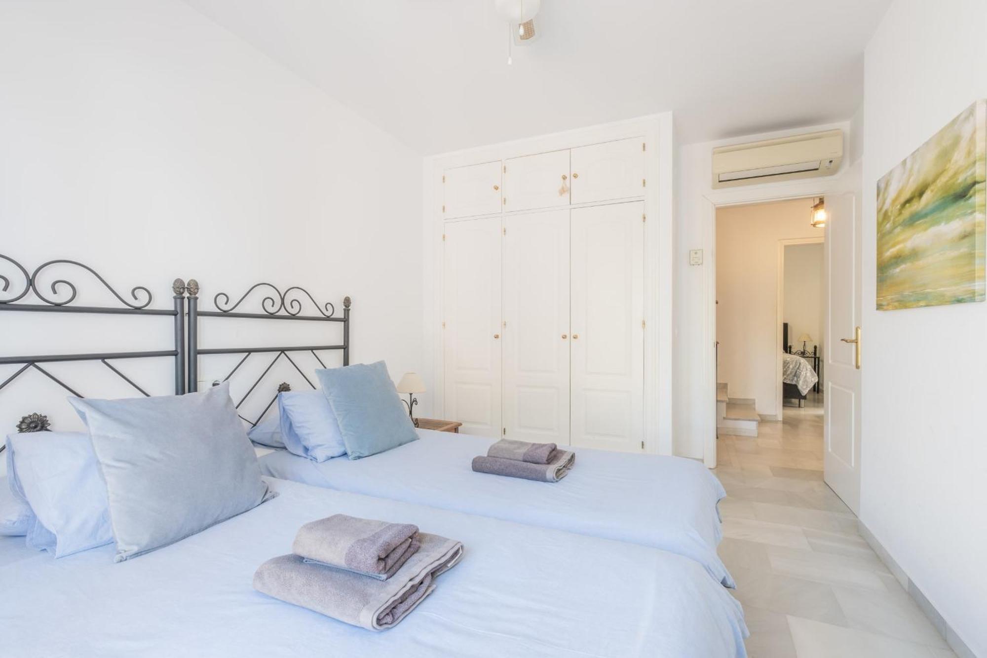 Casa de vacances Aljamar 24 Comfortable House Near Burriana Nerja